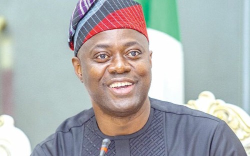 Boundary dispute: Oyo govt reopens 21 schools after 10 years of closure
